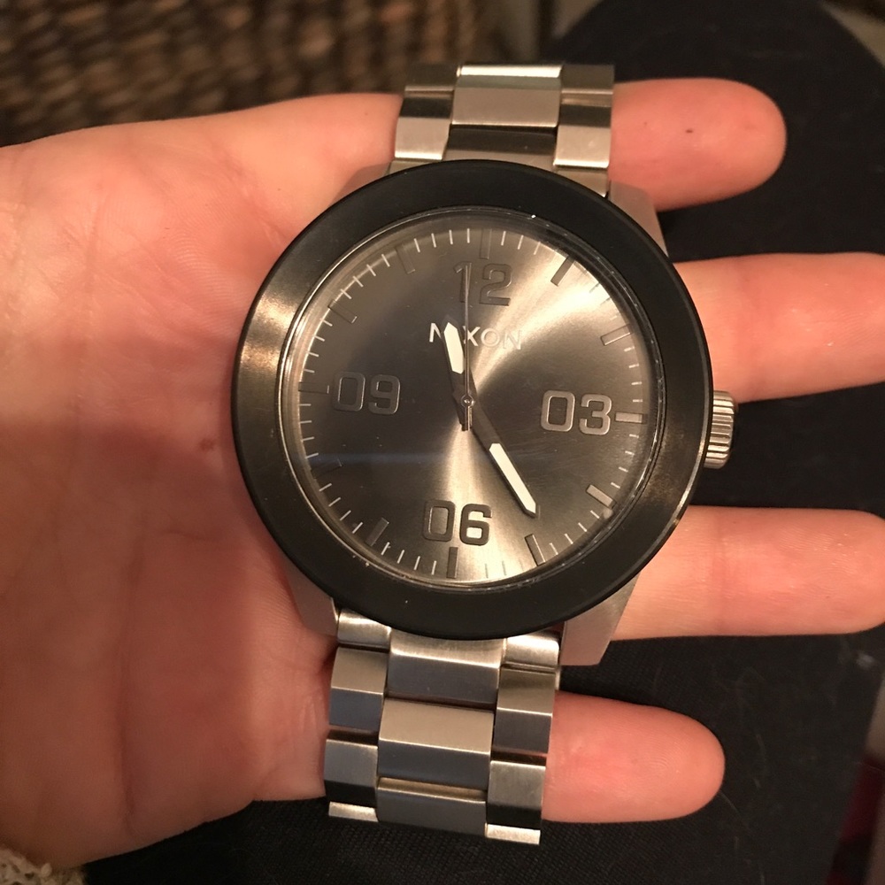 nixon watch